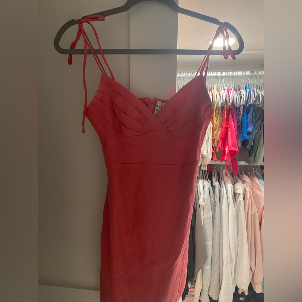 Hello Molly size 4/small pink summer dress